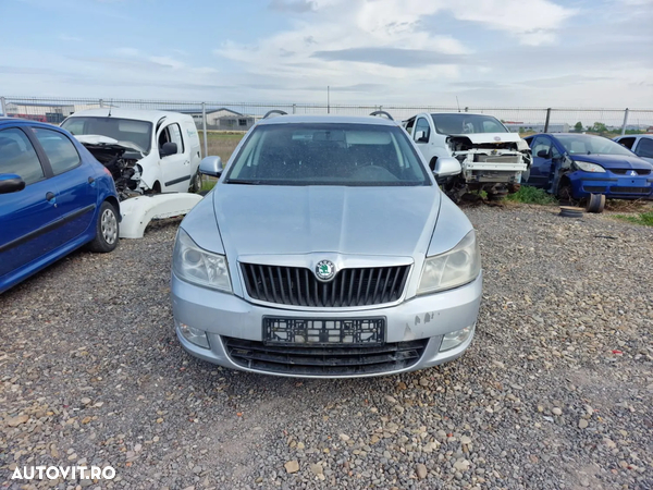 Dezmembram Skoda Octavia 2 Facelift