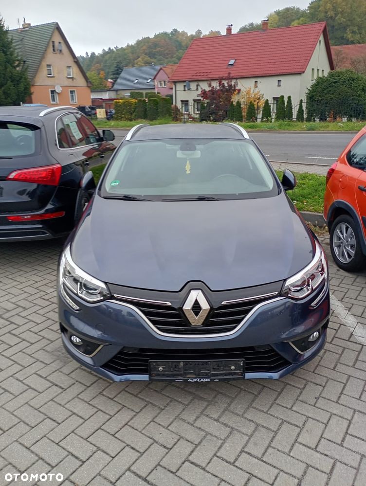 Renault Megane 2018 photo 2