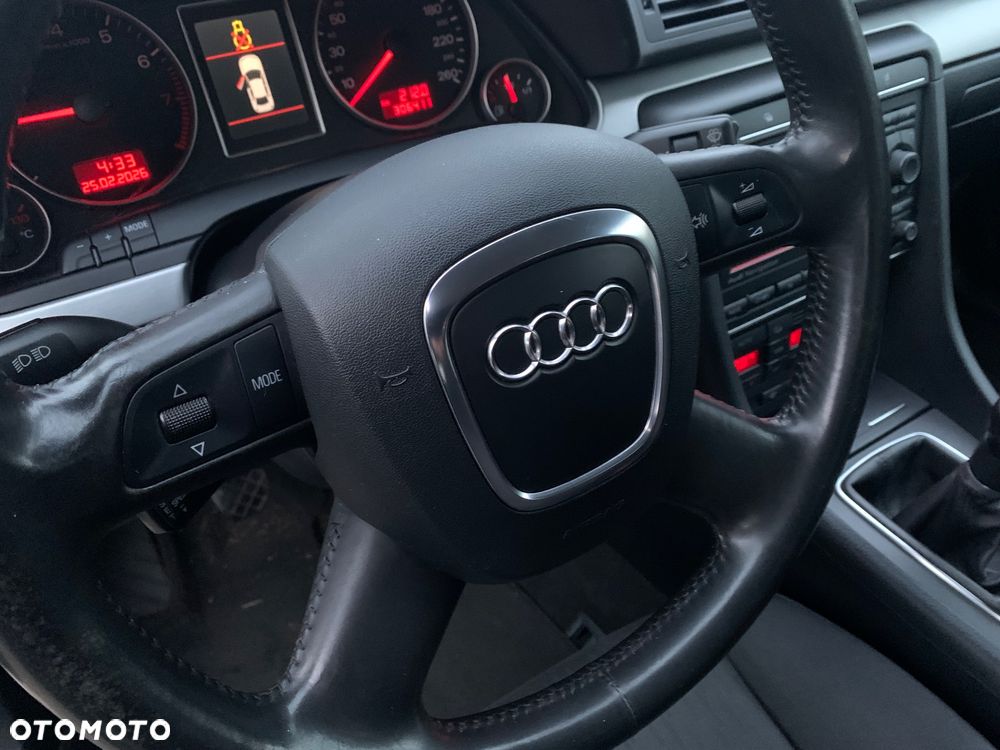 Audi A4 Avant - 26
