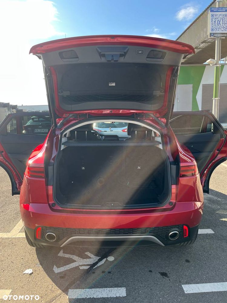Jaguar E-Pace 2.0 i4P AWD R-Dynamic - 8