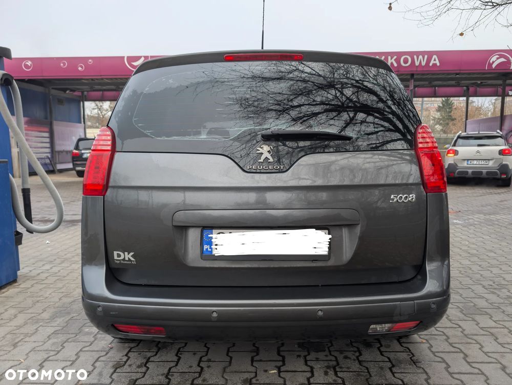 Peugeot 5008 - 6
