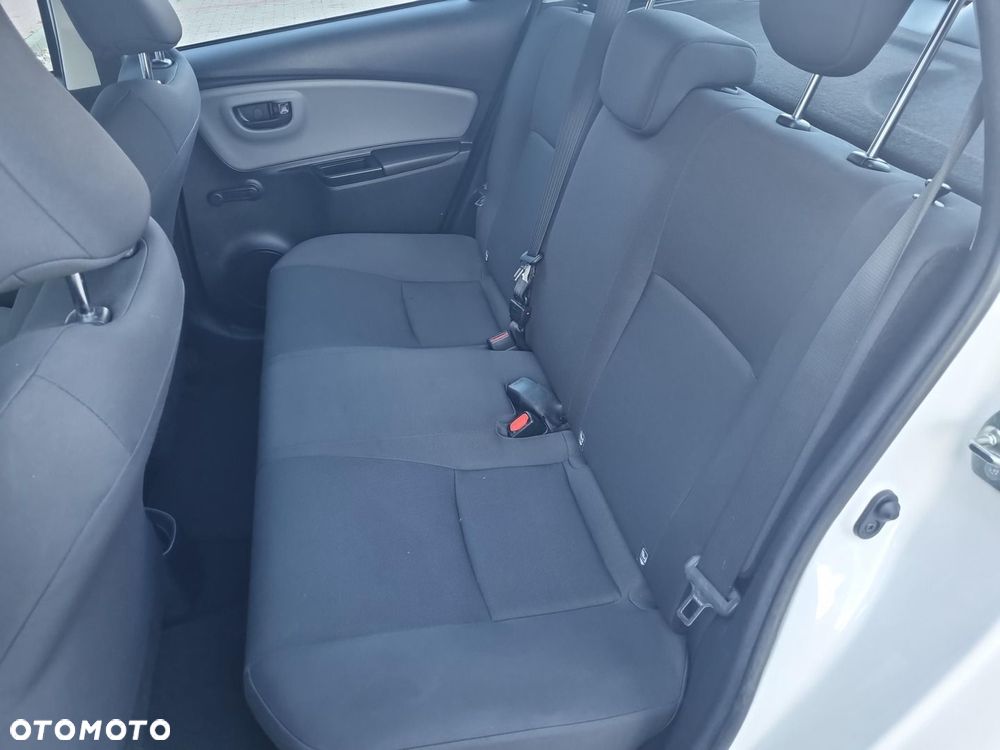 Toyota Yaris - 14