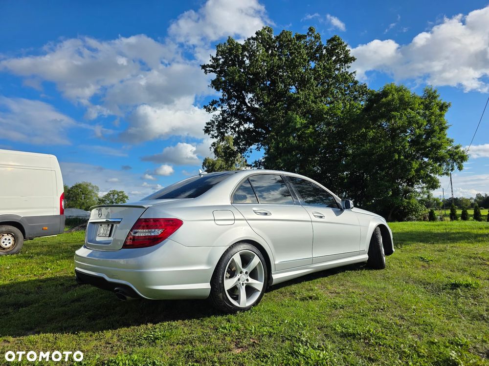 Mercedes-Benz Klasa C 350 7G-TRONIC Avantgarde Edition - 4
