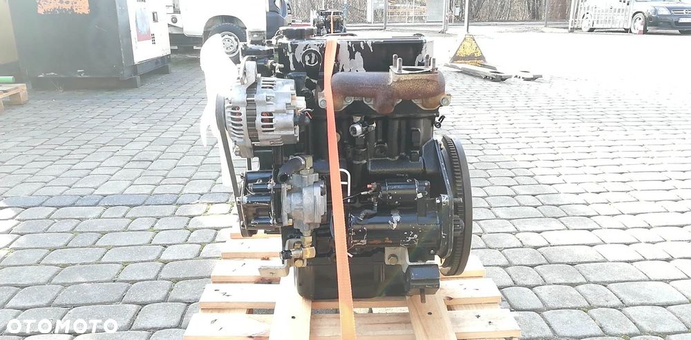 SILNIK Mitsubishi S3L2 S3L 9349 zł netto - 4