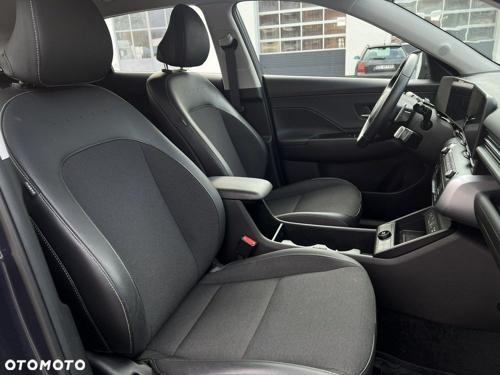 Hyundai Kona - 17