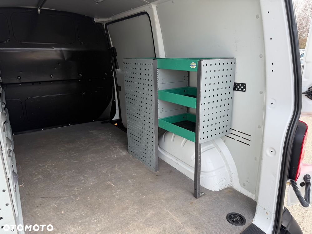 Volkswagen Transporter T6 - 32