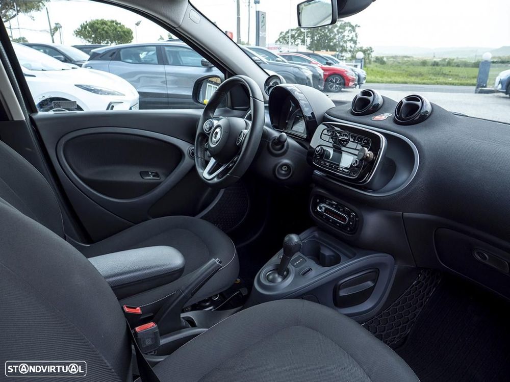 Smart ForFour EQ - 16