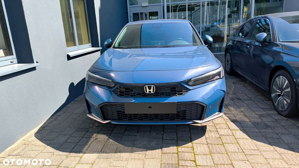 Honda Civic 2.0 i-MMD Elegance CVT - 3