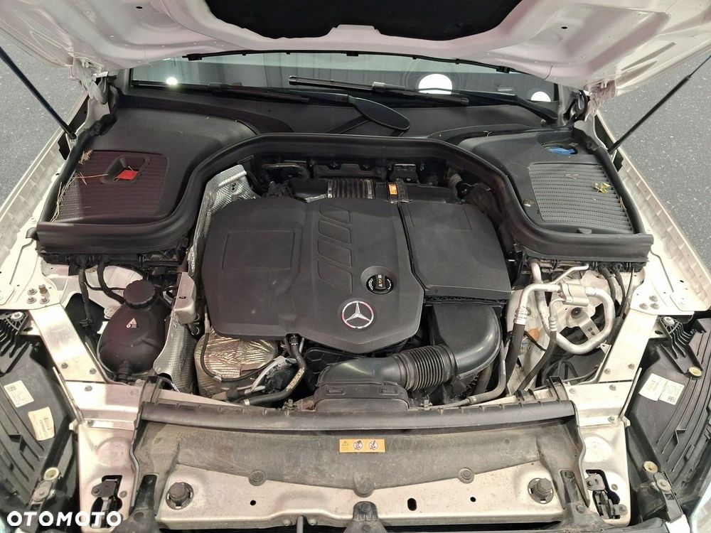 Mercedes-Benz GLC - 37