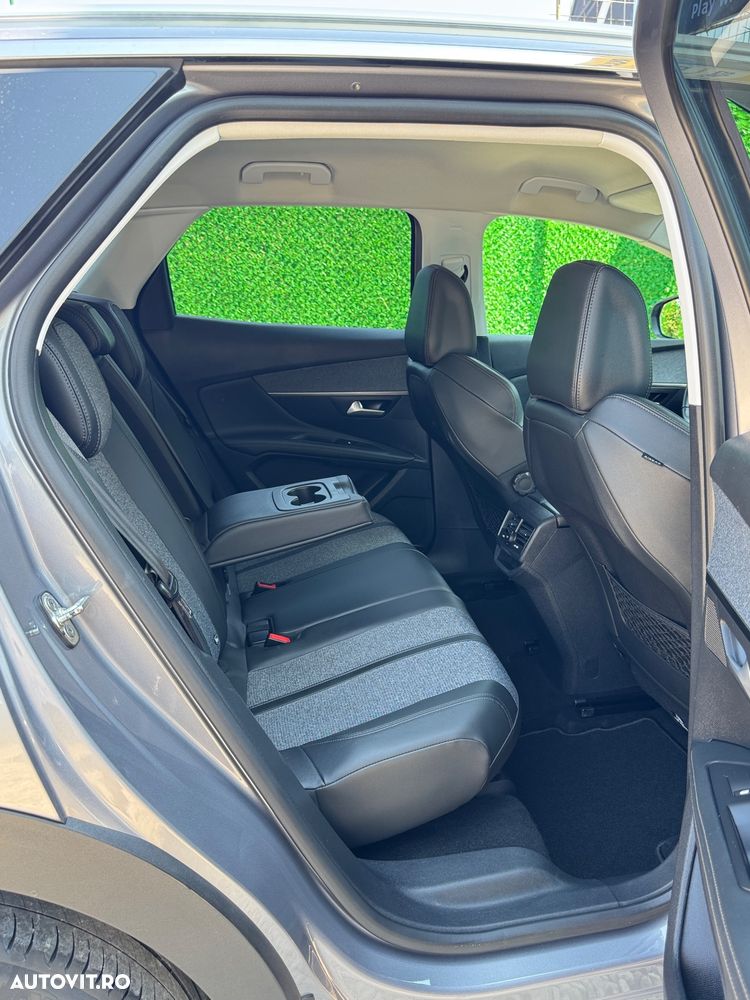 Peugeot 3008 PureTech 130 Stop & Start GPF Allure Pack - 12