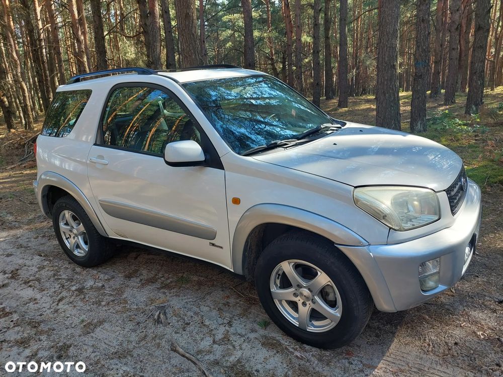 Toyota RAV4 4x4 Edition - 37