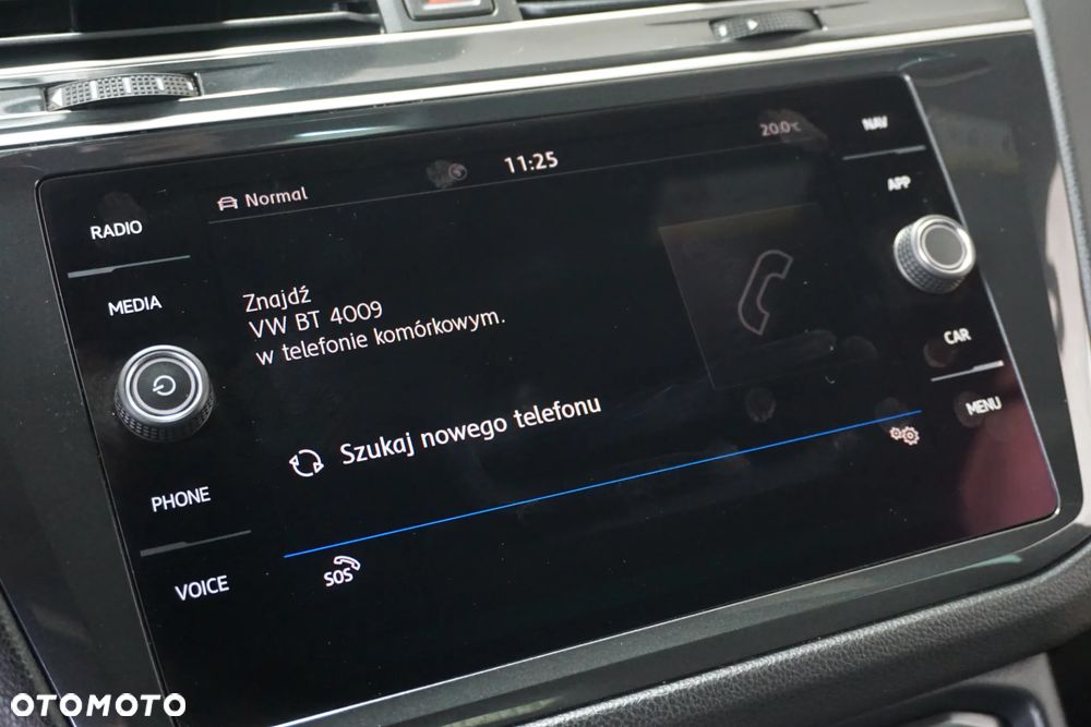 Volkswagen Tiguan - 32