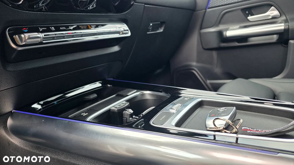 Mercedes-Benz GLA 250 4Matic 8G-DCT Special Edition - 27