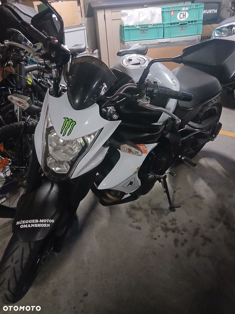 Kawasaki ER - 4