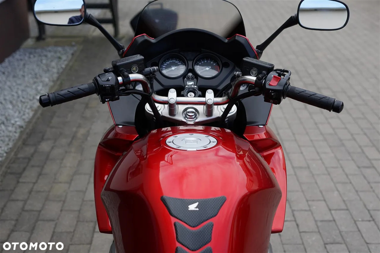 Honda CBF - 15