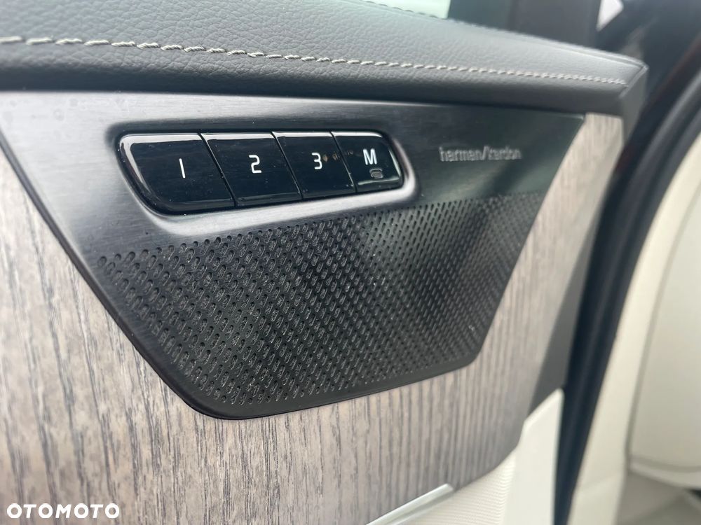 Volvo XC 90 B5 D AWD Plus Bright 7os - 16