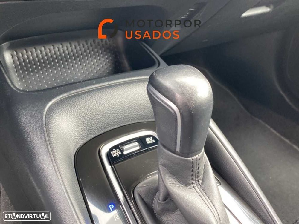 Toyota Corolla 1.8 Hybrid Exclusive - 17