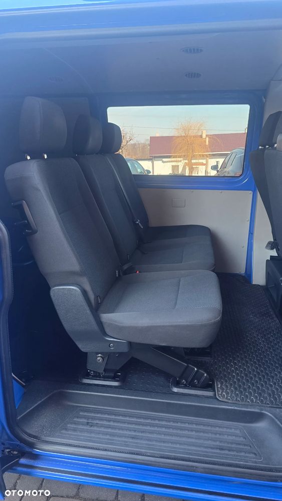 Volkswagen Transporter - 16