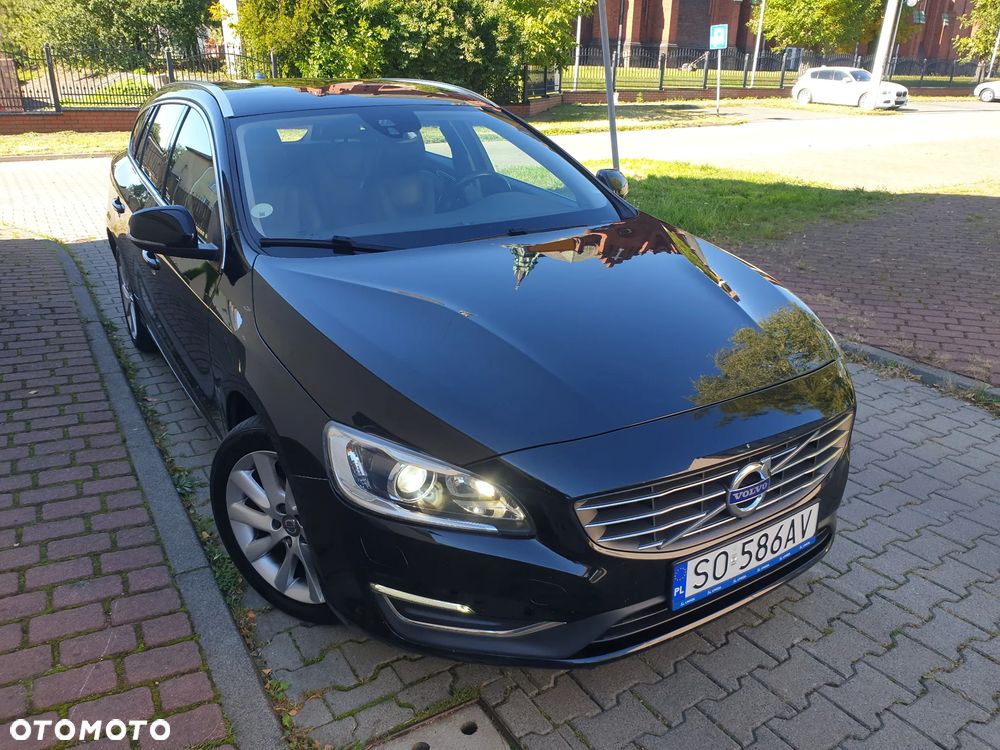 Volvo V60 D3 Geartronic Summum - 10