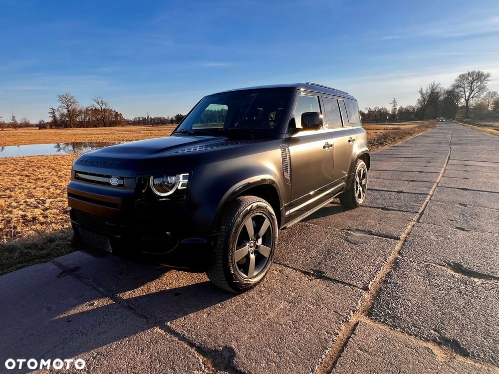 Land Rover Defender - 12