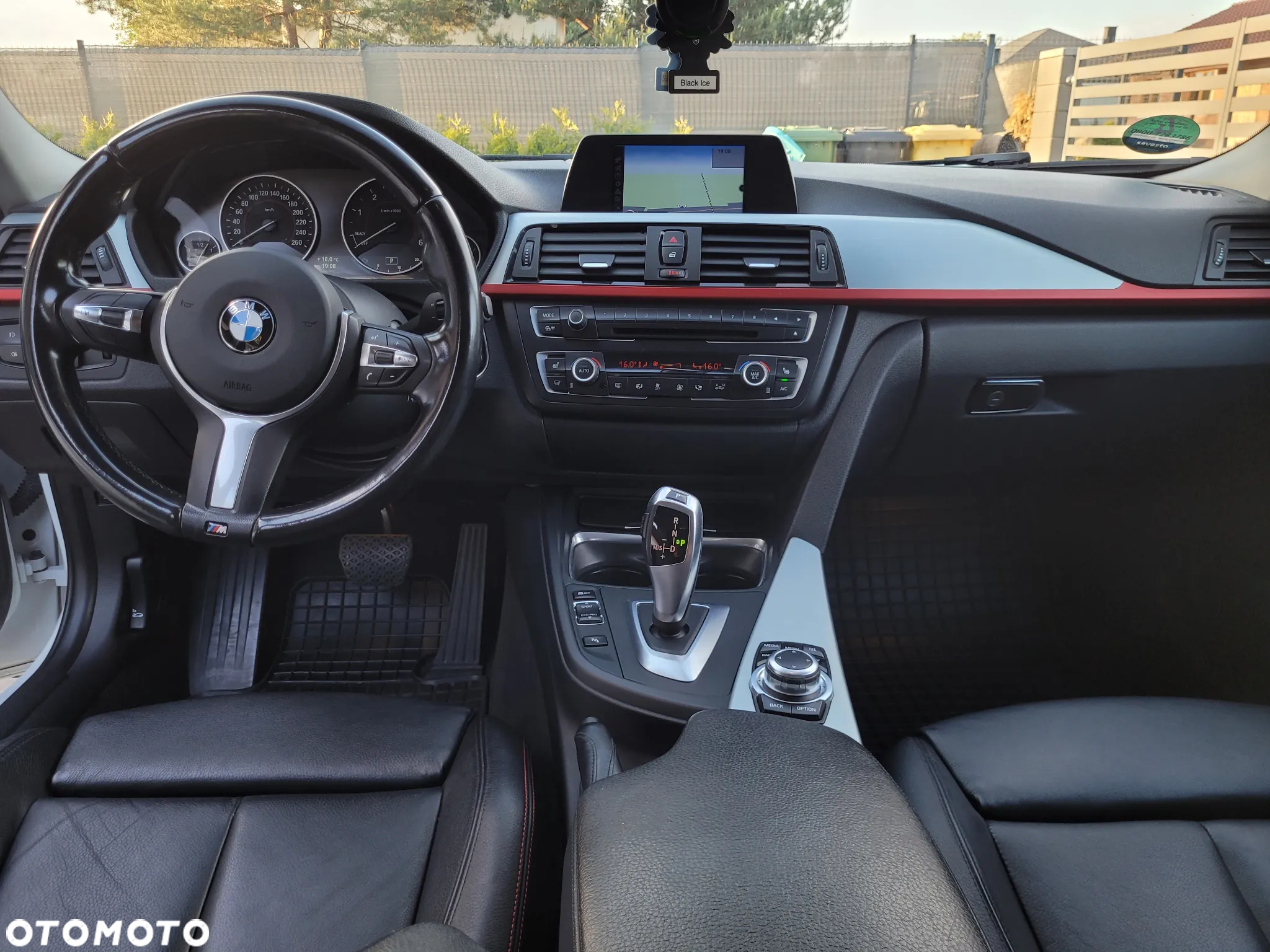 BMW Seria 3 320d Touring Sport-Aut Sport Line - 14