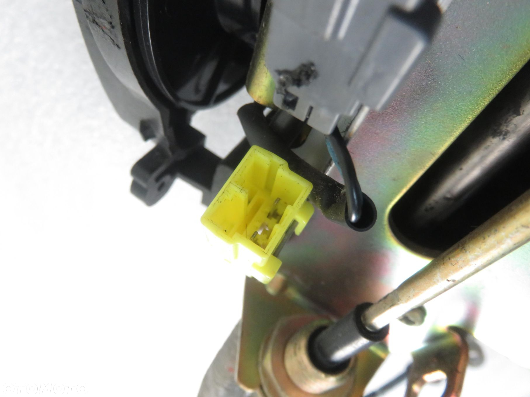 LEWAREK JAGUAR XJ (X308) 3.2 V8 237 - AJ32 LNA5850AA - 6