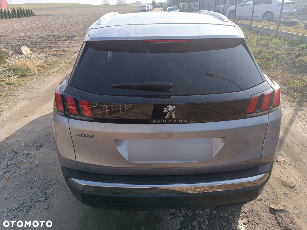 Peugeot 3008 - 11
