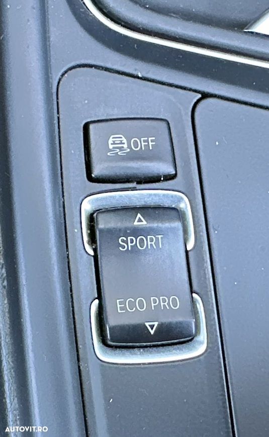 BMW Seria 3 320d Aut. - 21