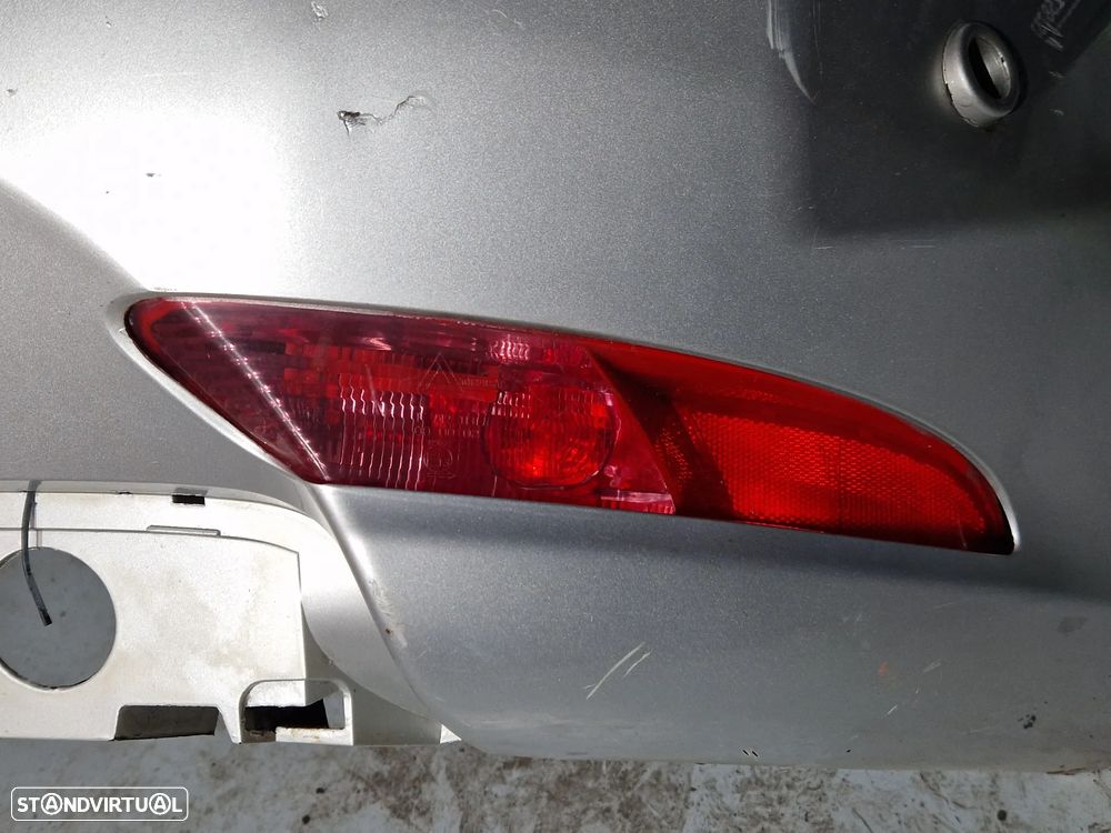 Parachoques traseiro usado ALFA ROMEO GT 1.9 JTD - 5