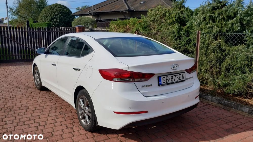 Hyundai Elantra 2017 photo 5