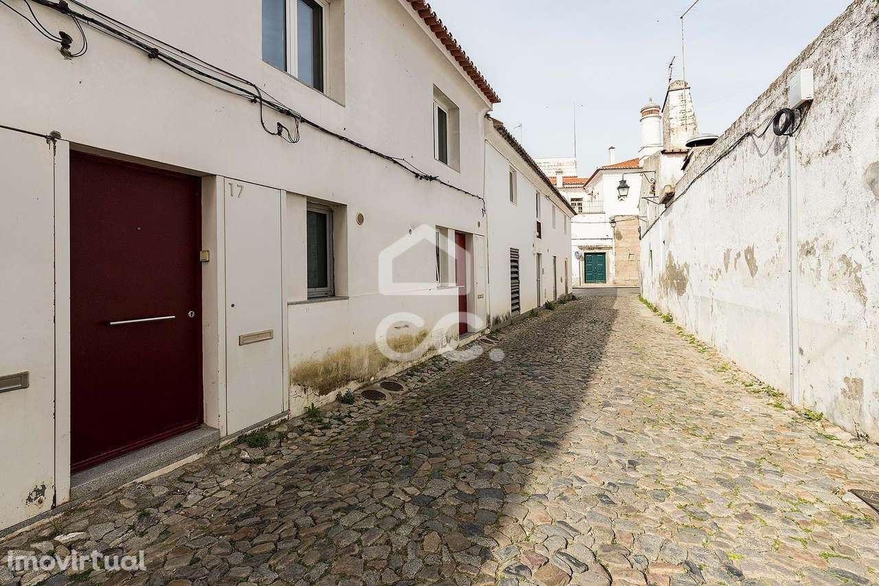 Moradia de r/c  com saguão | Centro Histórico de Évora - Grande imagem: 4/11
