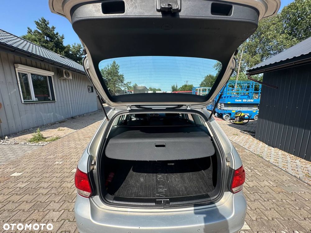 Volkswagen Golf 1.6 TDI Trendline - 4