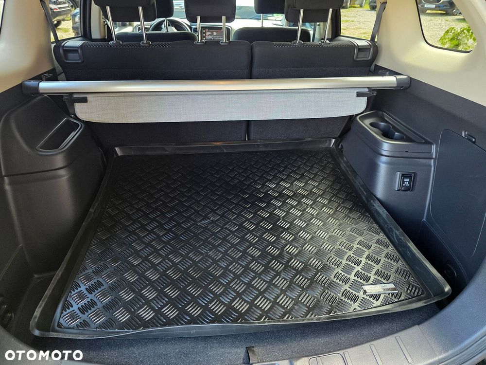 Mitsubishi Outlander - 15