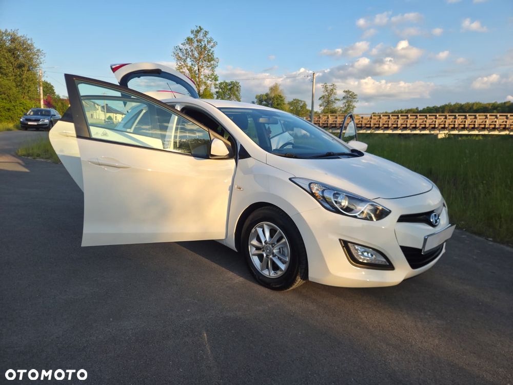 Hyundai i30 1.4 Comfort - 23