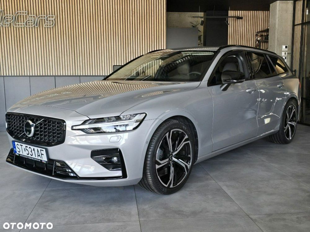 Volvo V60 B4 B DKG Plus Dark - 1