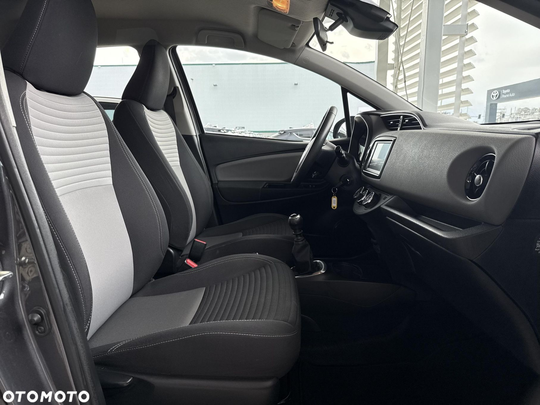 Toyota Yaris - 9