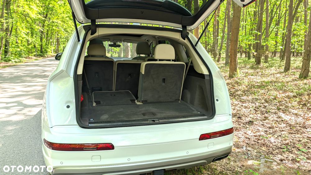 Audi Q7 - 9