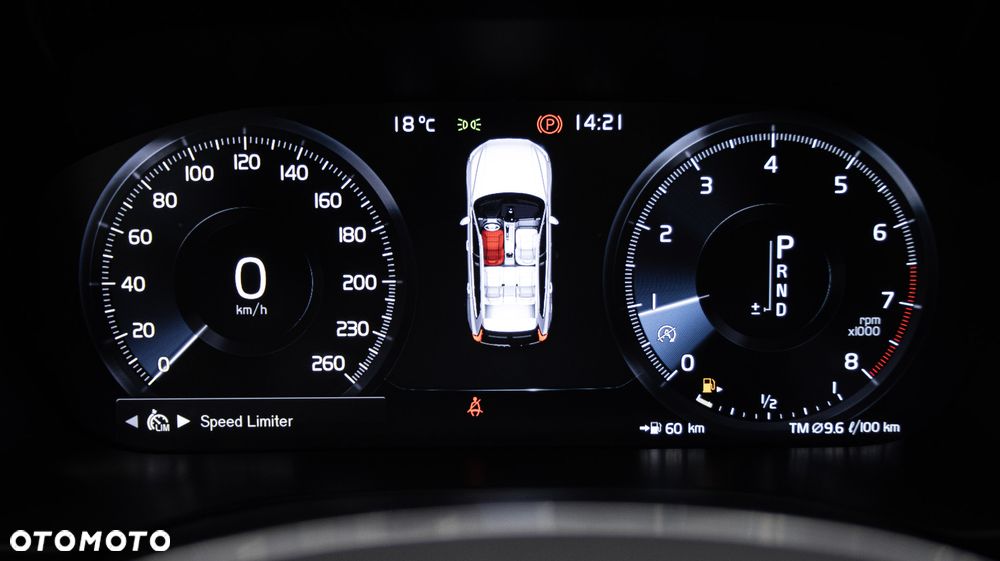 Volvo XC 60 T4 Momentum - 22