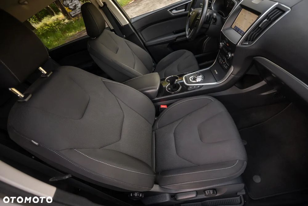 Ford S-Max 2.0 EcoBlue TITANIUM - 20