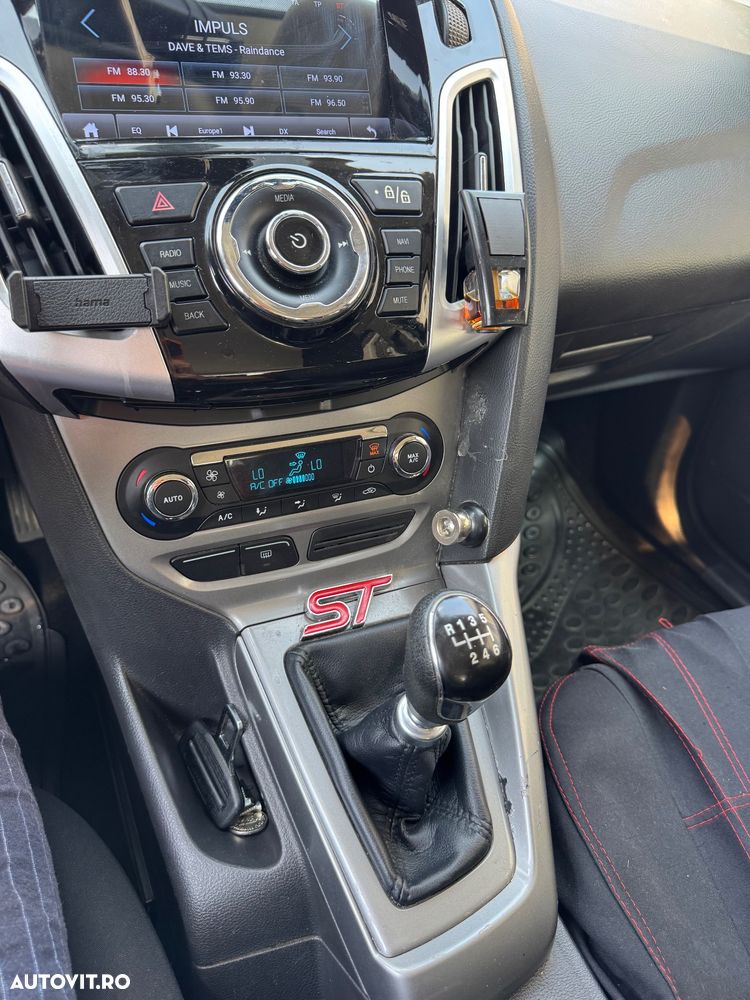 Ford Focus 1.6 TDCI DPF Trend - 12
