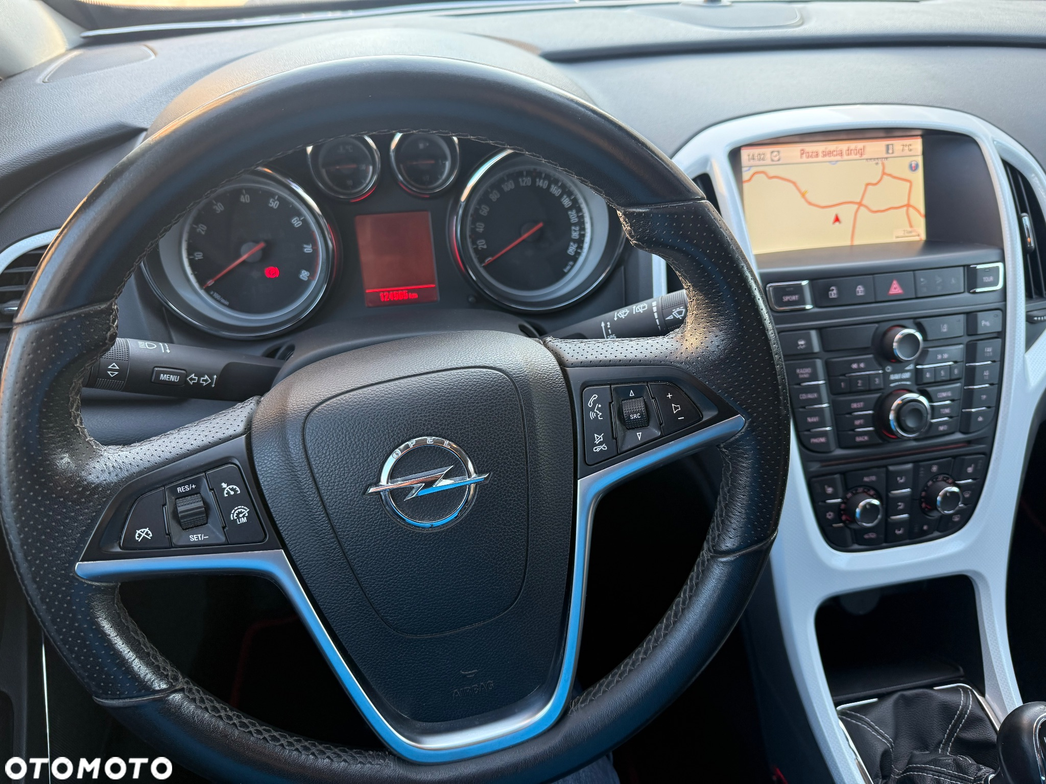 Opel Astra GTC 1.6 Turbo Innovation - 5