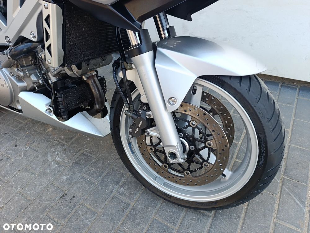 Suzuki SV - 30