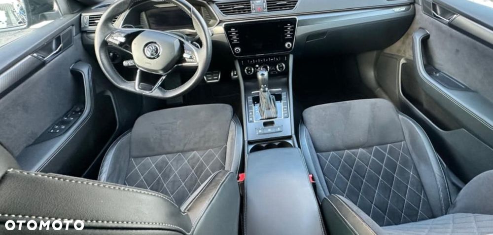 Skoda Superb 1.5 TSI Sportline DSG - 10