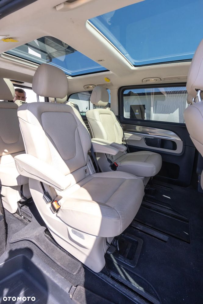 Mercedes-Benz Klasa V 300 d 4-Matic Exclusive 9G-Tronic (d³ugi) - 9