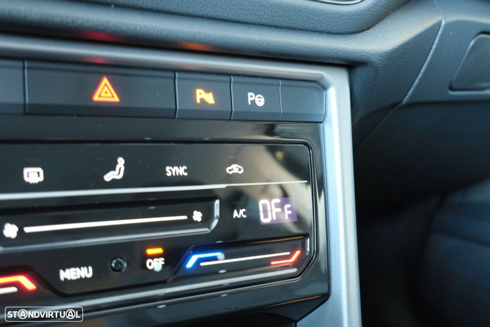 VW T-Roc 2.0 TDI Urban - 29