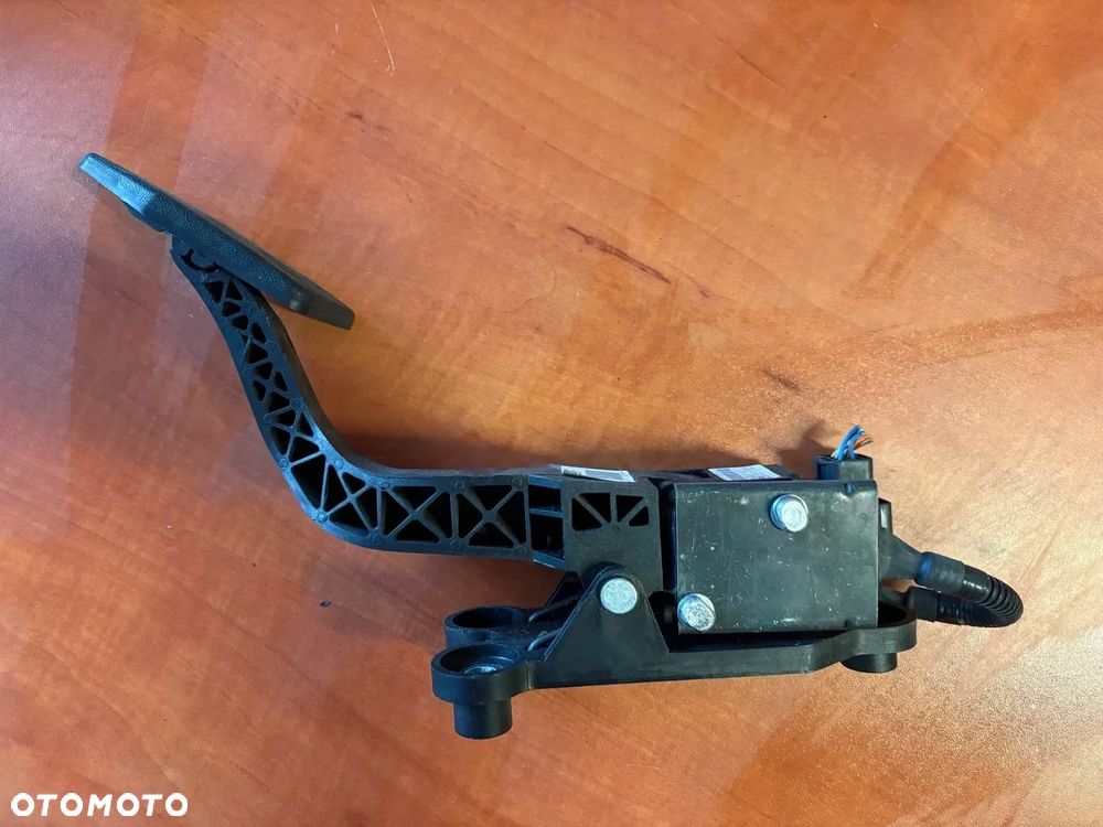 HYUNDAI TUCSON I PEDAŁ GAZU CDJJJL192 01540834 0780415 - 1