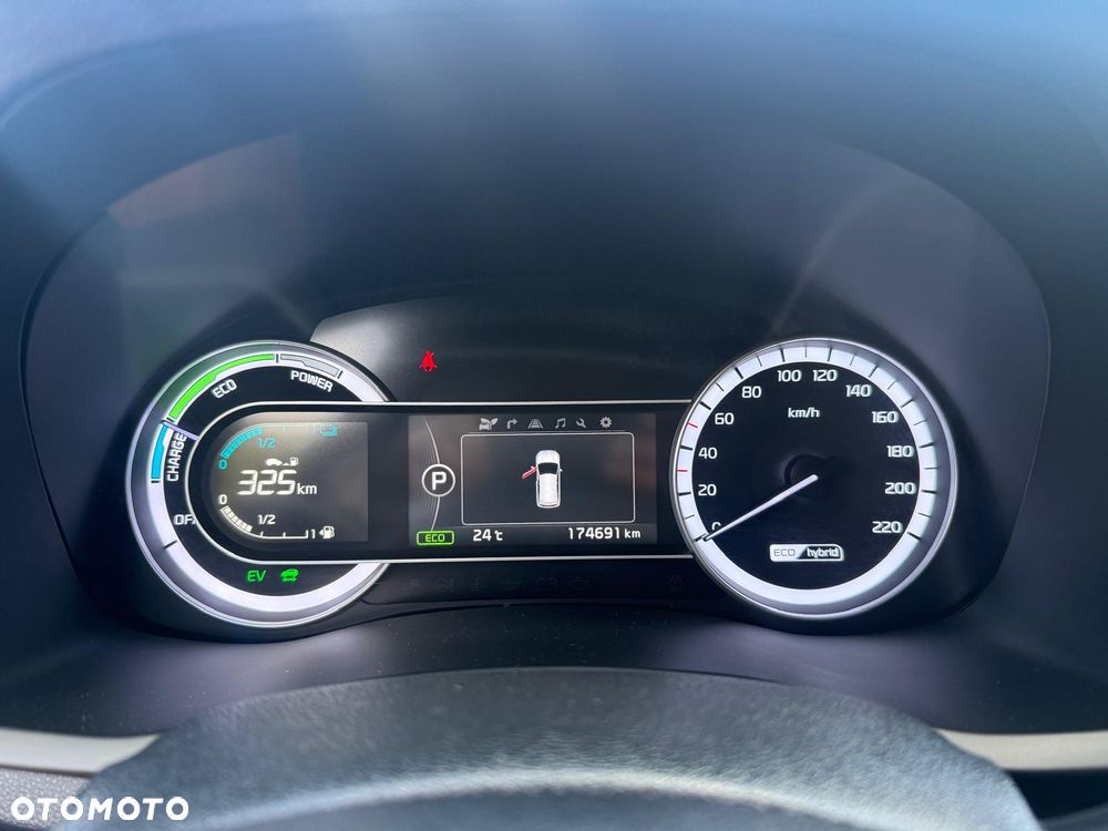Kia Niro 1.6 GDI 2WD Vision - 23