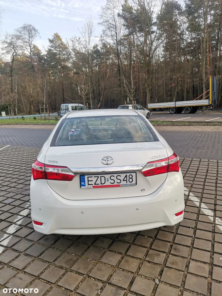 Toyota Corolla 1.6 Premium EU6 - 6