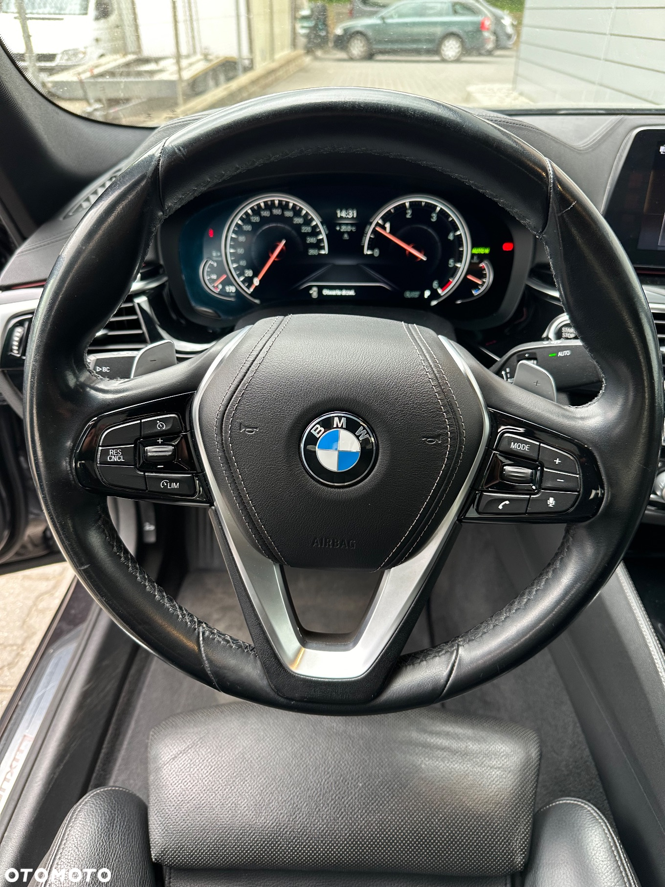 BMW Seria 5 520d xDrive Luxury Line - 17