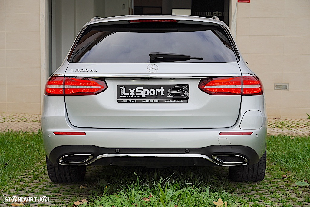 Mercedes-Benz E 300 de AMG Line - 13